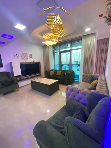 🌊 Luxury 2-Bedroom Apartment with Prime Corniche View