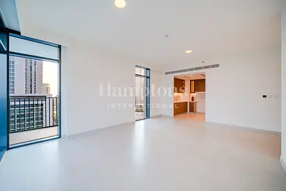 High Floor | Canal and Lagoon View | Palace North