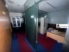 Independent office ||Front of metro