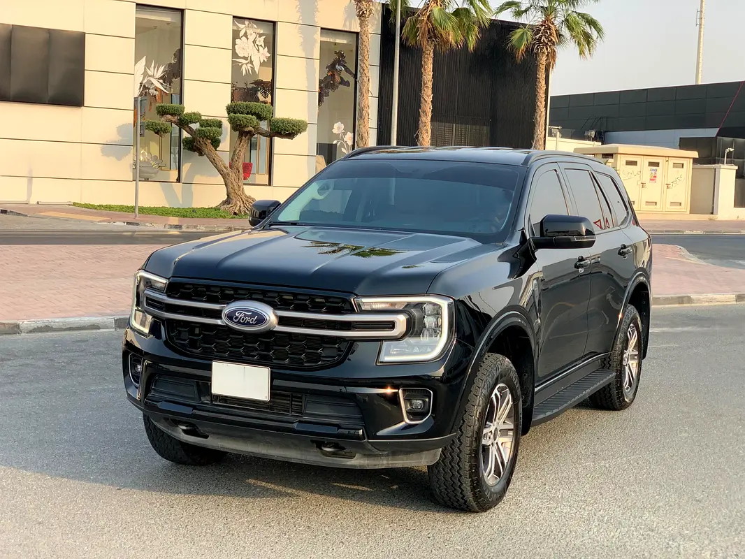 Ford Everest 2024 — photo 1 of 11