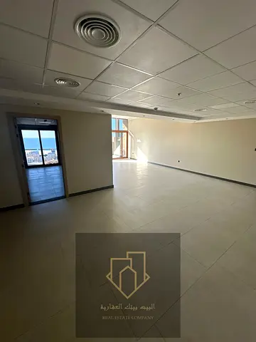 🏡 شقة غرفتين وصالة للإيجار أول ساكن في البستان عجمان | إطلالة بحرية ومدينة | 3 حمامات | 4 بلكونات | قريب من الكورنيش والمارينا | فاخرة وموقع استراتيج