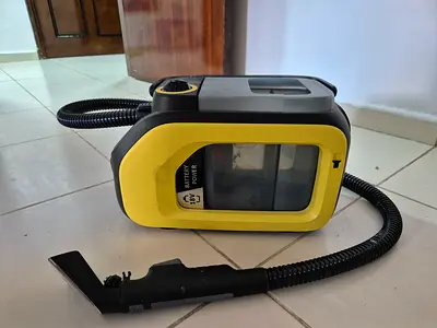 Car cleaner