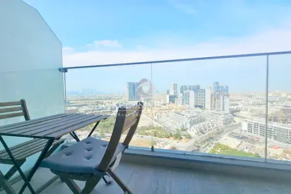 Amazing Views | Bright Modern | VACANT