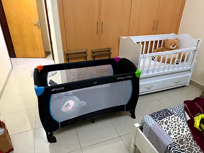 Portable Baby Playpen / Travel Cot (Hauck Sleep n Play) - Good Condition
