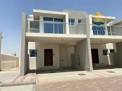 Single Row & Corner Unit | Nearby Pool & Entrance | Ready To Move
