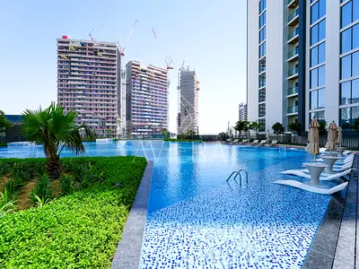 Bright 2BR | Full Amenities | Crest Grande C