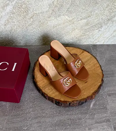 Gucci women heel