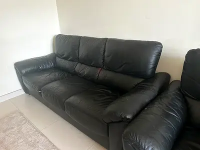 Black 3+2 Seater Leather Sofa - Comfortable  Sturdy