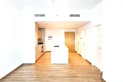 Bright Views | Vacant on Transfer | Corner Unit