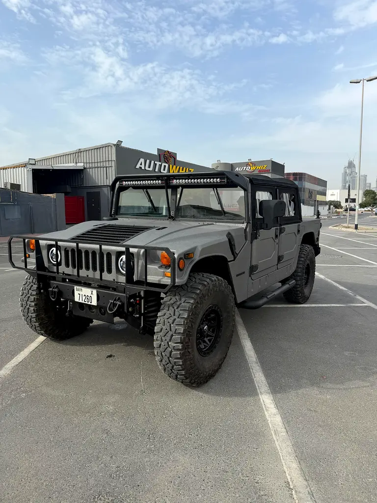 Hummer H1 1995 — photo 1 of 18