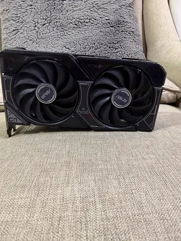 Asus RTX 4060 8G