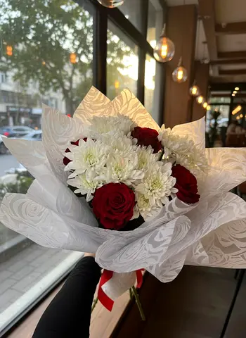 RedIvory Bouquet