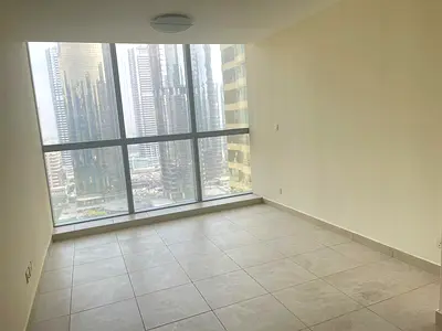 LAKE VIEW | HIGH FLOOR | NEXT TO METRO | VACANT