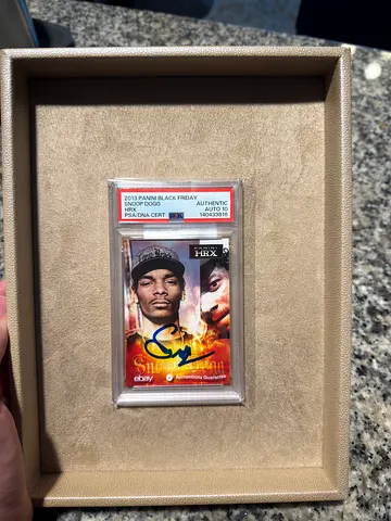 Snoop Dogg Panini PSA Auto 10