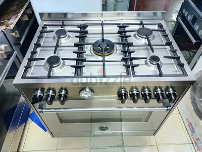 Bertazzoni latest model 5 burner full gass with fan stove 90x60 cooking range by tate