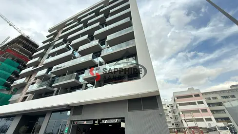 |Ready to move | 1 br | bigger unit |12 chq possible| unfurnished