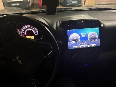 Immaculate lady driven Attrage