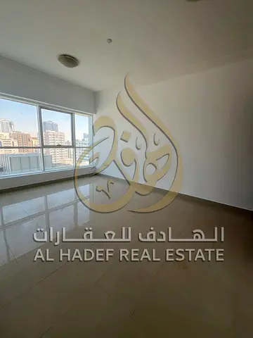 شقة 3 غرف وصالة في التعاون على مخرج دبي مع جيم ومسبح وموقع مميز
