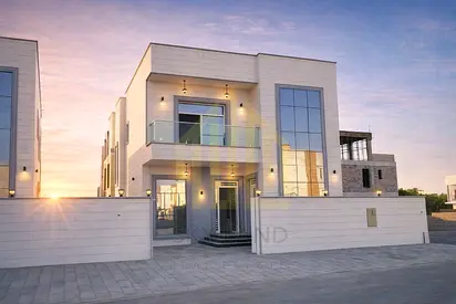 For the first time in Ajman, receive your turnkey villa. The price includes fees, electricity, water, and air conditioning, with a location close to s