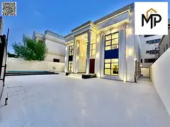 Take advantage of this exceptional opportunity to own a luxurious villa with an elegant architectura