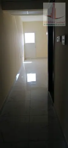 Studio excellent location, easy access to Dubai and Sharjah