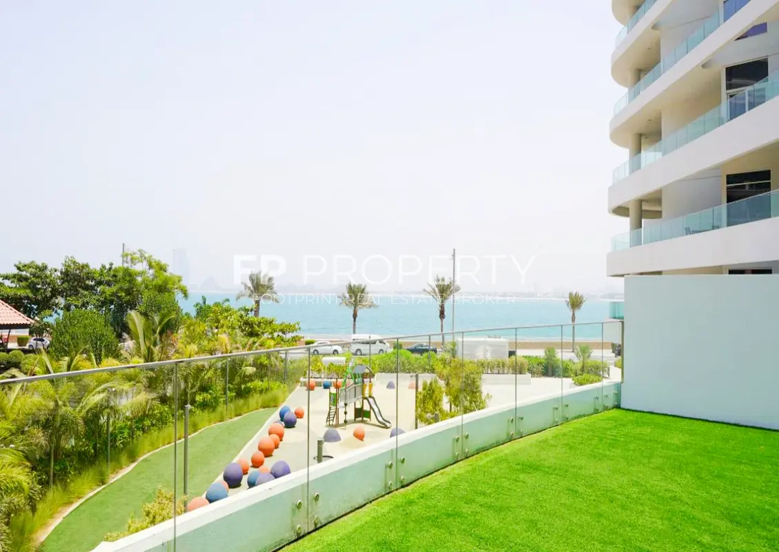 Flexible cheuqes | Sea View | Private Garden
