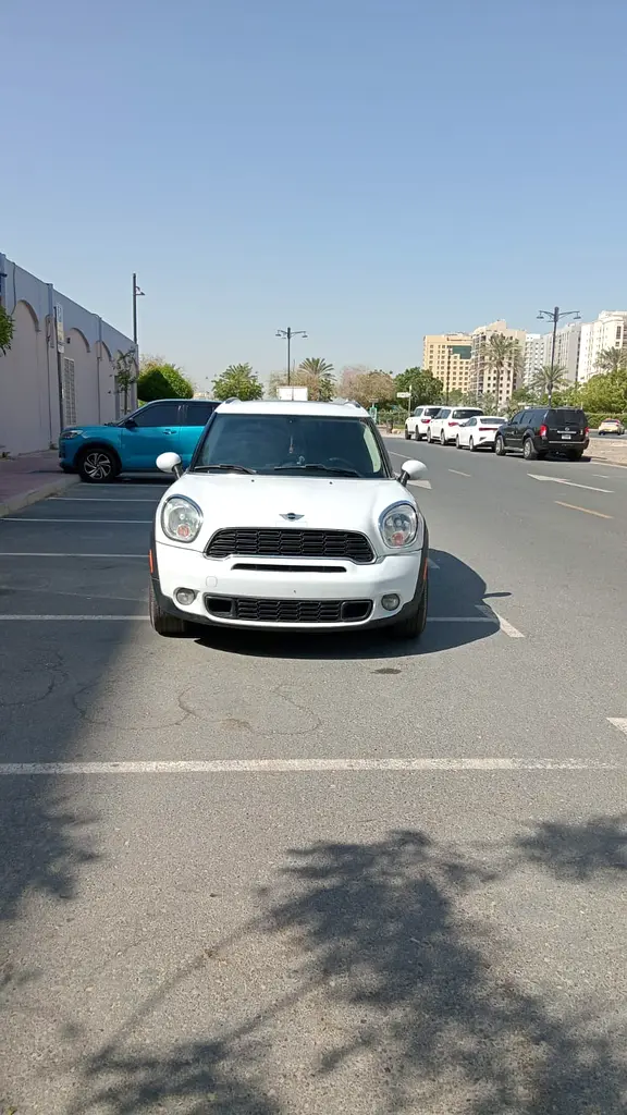 MINI Cooper 2013 — photo 1 of 20