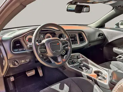 2019 Dodge CHALLENGER — миниатюра 10