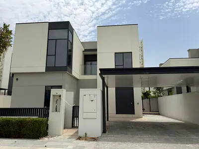 Spacious 4BR Villa | Maid’s Room | Prime Location | Vacant on Transfer.