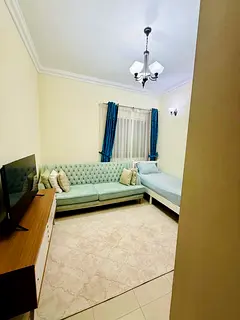 Ladies Only – Room Available in Mirdif Villa | Available 1st June