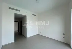 Burj View | Vacant | Negotiable | Signature Floor