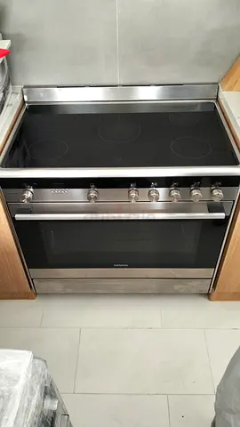 Siemens IQ 700 Electric Cooker 5 Burner 90 Cm Latest Model