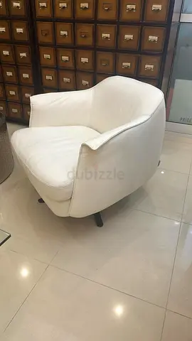 CIERRE Boheme Armchair with Swivel Base full grain Italian leather W82 D86 H72cm (perfect condition)