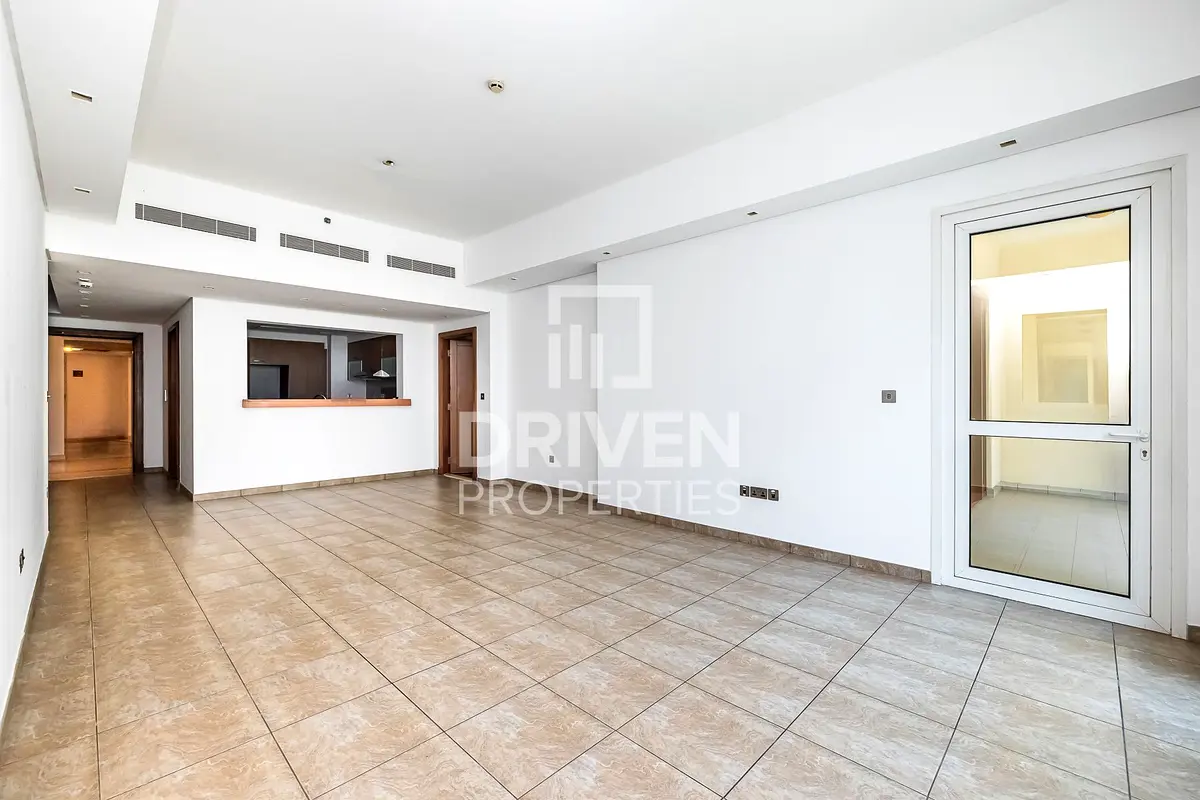 Spacious Unit with Maid's Room | Vacant