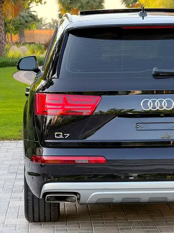 صورة 7 لـ 2016 AUDI Q8