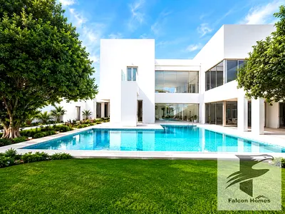 Modern | Bright 6BR Villa with Private Pool