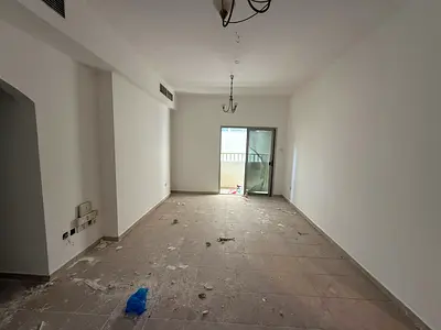جيم مجانا \ مسبح مجانا \ بلكونة باطلالة مفتوحة \ مساحات واسعة \ بناء عائلي \ تاني ساكن \ صيانة مجانية \ موقع حيوي \ سهل الوصول لمخارج دبي وعجمان