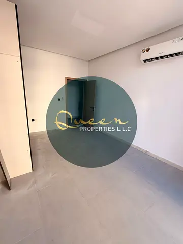 First-Step into Luxury! Spacious Studio with Separate Kitchen - Steps from the Sea at Al Nakheel 2