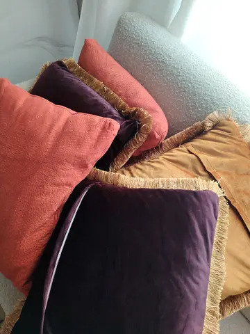 مجاني
