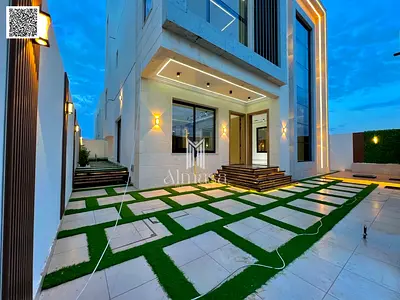 Freehold .Modern villa on a main street, no registration fees.