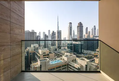 Burj Khalifa | Best Layout | High Floor Best View