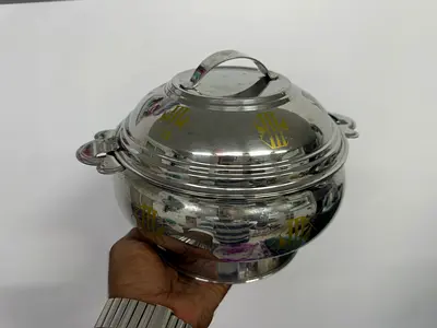 Stainless Steel Covered Serving Dish / Casserole - 2L (Good Condition)