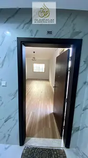 Apartment 3 behind the Chinese market, two bedrooms, living room, two bathrooms, excellent space wit