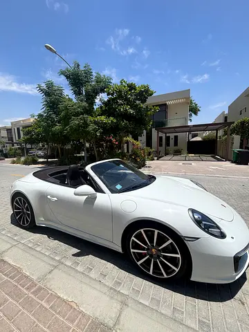 2018 Porsche 911 Carrera 4S - GCC Specs