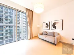 Fully Furnished | Pool and Skyline View |4 cheques