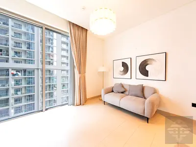 Fully Furnished | Pool and Skyline View |4 cheques