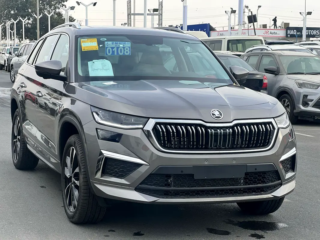 Skoda Kodiaq 2024 — photo 1 of 19