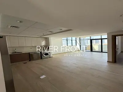 Spacious Layout | Pool View | Ready to Move