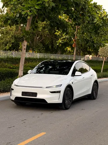 Tesla Model Y Long Range 2025 GCC Specs