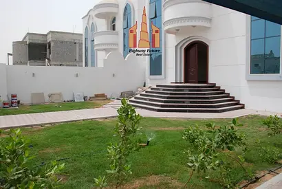 Full Renovated Villa | 4 bedroom | 5 washroom | 3 Master Room | 3 Living Hall | Green Garden | Maid Room | Central AC | 2 parking